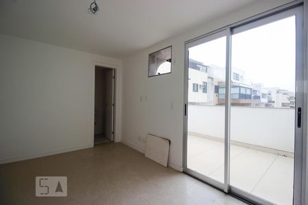 Apartamento à venda com 180m², 2 quartos e 4 vagas Apartamento à venda com 180m², 2 quartos e 4 vagasSuíte