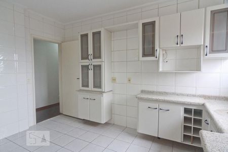 Apartamento à venda com 122m², 3 quartos e 3 vagasCozinha