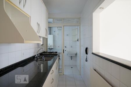 Apartamento para alugar com 74m², 2 quartos e 1 vagaCozinha