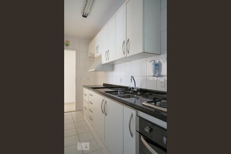 Apartamento para alugar com 74m², 2 quartos e 1 vagaCozinha