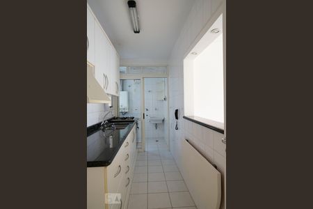 Apartamento para alugar com 74m², 2 quartos e 1 vagaCozinha