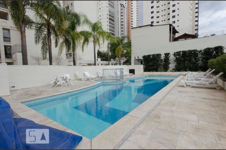 Apartamento para alugar com 74m², 2 quartos e 1 vagaÁrea comum - Piscina