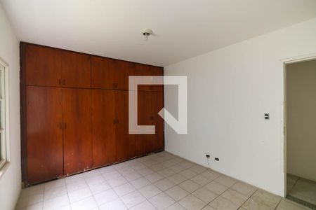 Casa para alugar com 160m², 3 quartos e 3 vagasQuarto 1