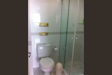 Banheiro de apartamento para alugar com 1 quarto, 42m² em Bela Vista, Porto Alegre