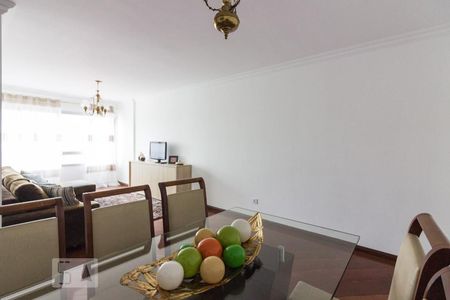 Apartamento para alugar com 100m², 3 quartos e 2 vagasSala