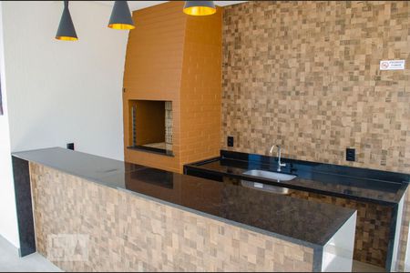 Apartamento para alugar com 64m², 2 quartos e 1 vagaÁrea comum - Churrasqueira 2