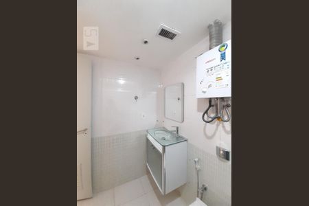 Apartamento à venda com 82m², 3 quartos e 1 vagaBanheiro Social