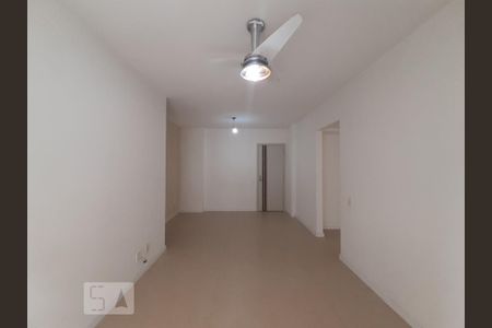 Apartamento à venda com 82m², 3 quartos e 1 vagaSala