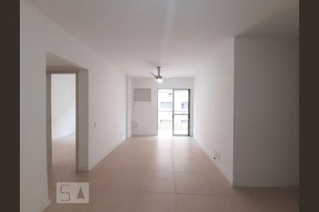 Apartamento à venda com 82m², 3 quartos e 1 vagaSala