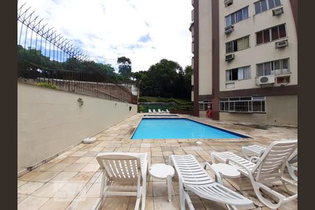 Apartamento à venda com 82m², 3 quartos e 1 vagaÁrea comum - Piscina