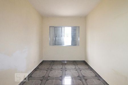 Casa para alugar com 3 quartos, 180m² em Vila Nivi, São Paulo
