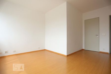 Sala de apartamento para alugar com 2 quartos, 95m² em Vila Pirajussara, São Paulo