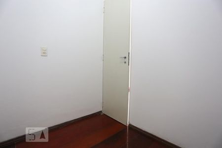 Apartamento para alugar com 95m², 2 quartos e 1 vaga Apartamento para alugar com 95m², 2 quartos e 1 vagaQuarto de Serviço