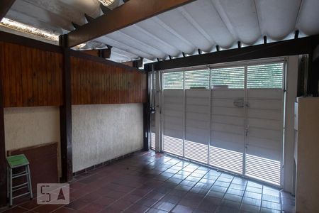 Casa para alugar com 114m², 2 quartos e 1 vaga Casa para alugar com 114m², 2 quartos e 1 vagaGARAGEM