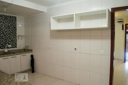Casa para alugar com 114m², 2 quartos e 1 vaga Casa para alugar com 114m², 2 quartos e 1 vagaCOZINHA