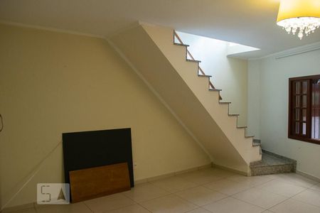 SALA de casa à venda com 2 quartos, 114m² em Parque São Domingos, São Paulo