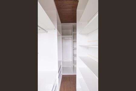 Apartamento à venda com 171m², 3 quartos e 1 vaga Apartamento à venda com 171m², 3 quartos e 1 vagaCloset Suite