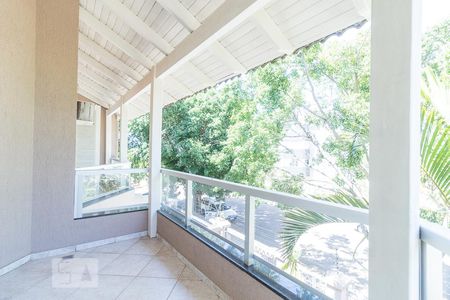 Casa à venda com 458m², 5 quartos e 5 vagasSacada