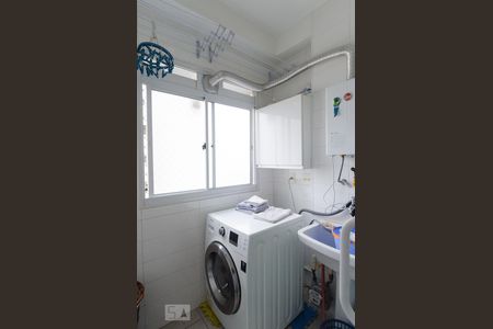 Apartamento à venda com 55m², 2 quartos e 1 vaga Apartamento à venda com 55m², 2 quartos e 1 vagaÁrea de serviço