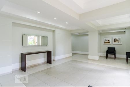 Apartamento à venda com 55m², 2 quartos e 1 vaga Apartamento à venda com 55m², 2 quartos e 1 vagaHall social