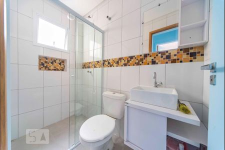 Banheiro  de apartamento para alugar com 2 quartos, 55m² em Vila Humaitá, Santo André