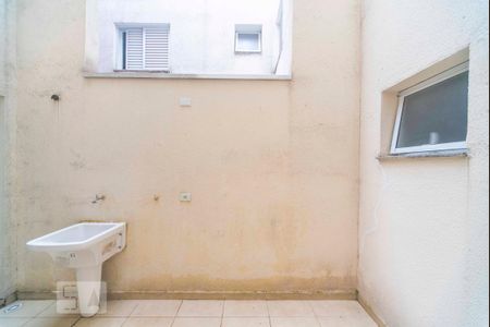 Vista da Sala de apartamento para alugar com 2 quartos, 55m² em Vila Humaitá, Santo André