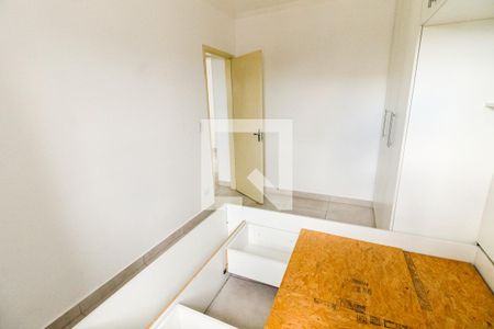 Quarto 1  de apartamento para alugar com 2 quartos, 52m² em Jardim Monte Alegre, Taboão da Serra