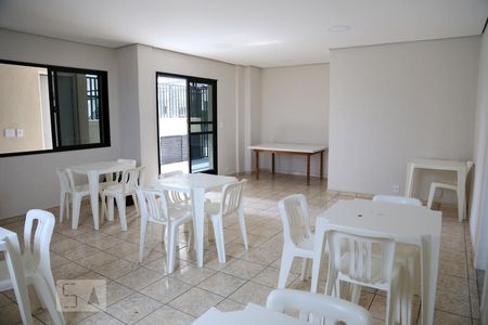 Apartamento para alugar com 52m², 2 quartos e 1 vagaÁrea comum - Salão de festas
