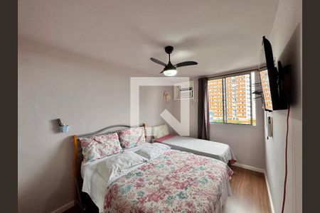 Quarto 1 de apartamento para alugar com 2 quartos, 56m² em Barra da Tijuca, Rio de Janeiro