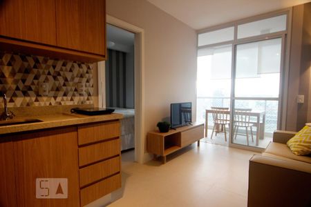 Sala de kitnet/studio para alugar com 1 quarto, 35m² em Real Parque, São Paulo