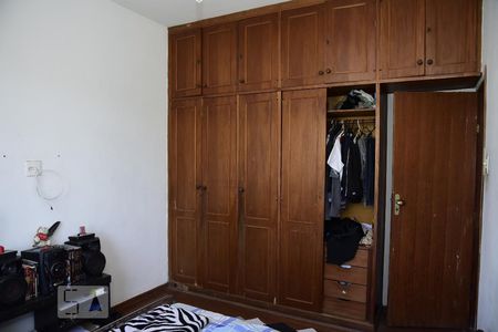 Apartamento à venda com 78m², 2 quartos e 1 vagaQuarto 2