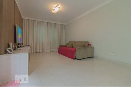 Sala de casa à venda com 3 quartos, 173m² em Vila Firmiano Pinto, São Paulo