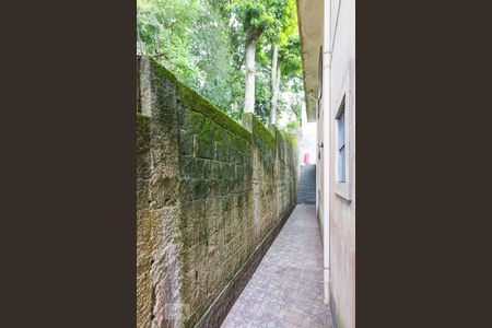 Casa à venda com 255m², 4 quartos e 3 vagasCorredor Lateral