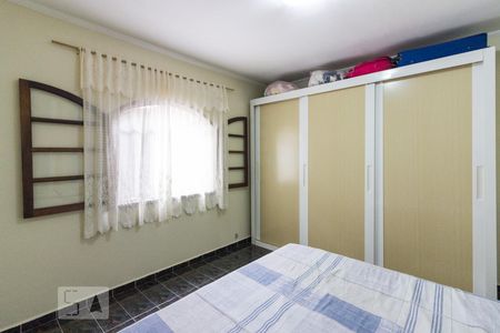 Casa à venda com 255m², 4 quartos e 3 vagasSuite