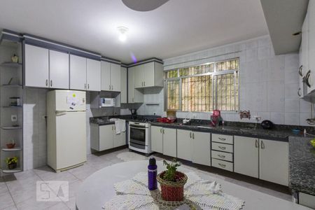 Casa à venda com 255m², 4 quartos e 3 vagasCozinha