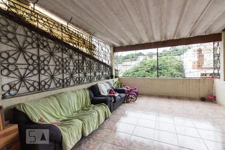 Casa à venda com 255m², 4 quartos e 3 vagasTerraço