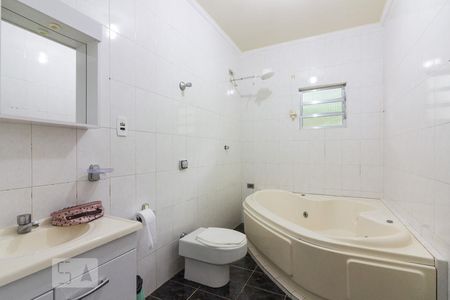 Casa à venda com 255m², 4 quartos e 3 vagasBanheiro Suite