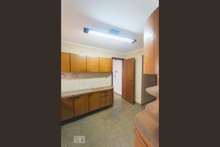 Apartamento à venda com 300m², 4 quartos e 4 vagasCozinha