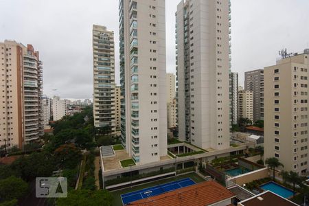 Apartamento à venda com 300m², 4 quartos e 4 vagasVista