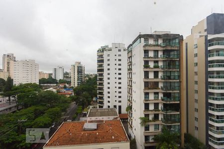 Apartamento à venda com 300m², 4 quartos e 4 vagasVista