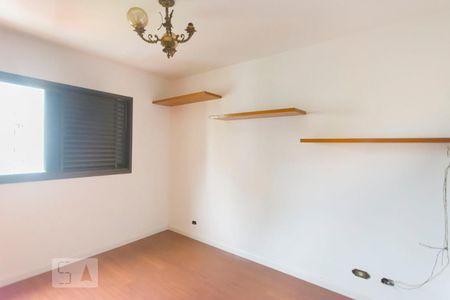 Apartamento à venda com 300m², 4 quartos e 4 vagasQuarto 02