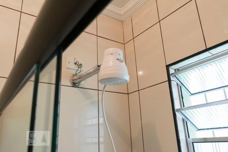 Casa para alugar com 115m², 3 quartos e 2 vagasBanheiro social (Chuveiro)