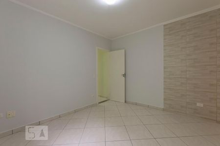 Casa para alugar com 115m², 3 quartos e 2 vagasQuarto 3 - Suíte