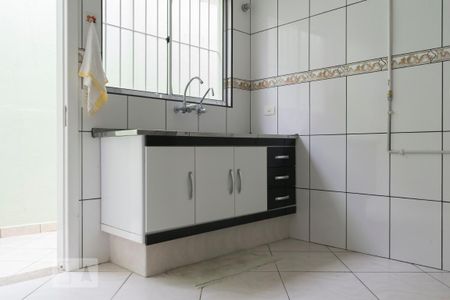 Casa para alugar com 115m², 3 quartos e 2 vagasCozinha (Armários)