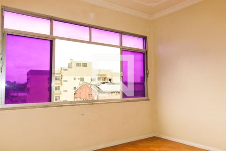 Sala de apartamento para alugar com 2 quartos, 40m² em Cascadura, Rio de Janeiro