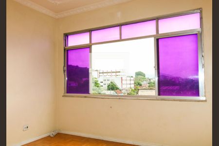 Sala de apartamento para alugar com 2 quartos, 40m² em Cascadura, Rio de Janeiro