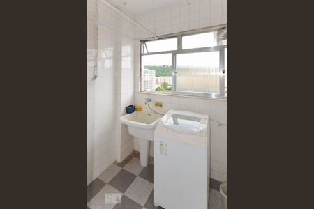 Apartamento para alugar com 75m², 2 quartos e 1 vagaÁrea de Serviço