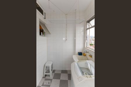 Apartamento para alugar com 75m², 2 quartos e 1 vagaÁrea de Serviço