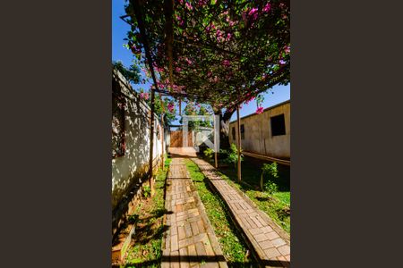 Casa à venda com 386m², 4 quartos e 3 vagasEntrada