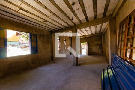 Casa à venda com 386m², 4 quartos e 3 vagasGalpão